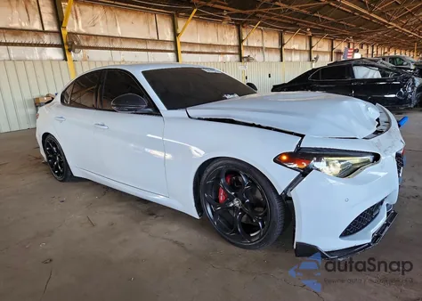 2019 Alfa Romeo Giulia из США, поврежденный, VIN ZARFAMANXK7622162